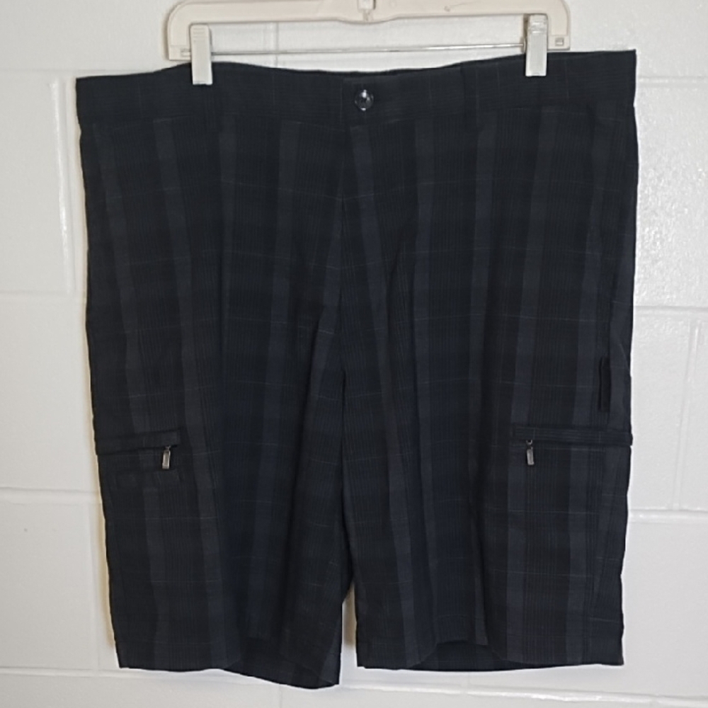 Greg Norman Black & Grey Plaid Cargo Golf Shorts
